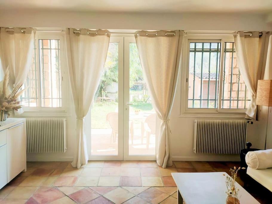 Un Brin De Paille Villa Cagnes-sur-Mer Oda fotoğraf