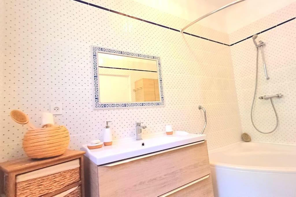Un Brin De Paille Villa Cagnes-sur-Mer Oda fotoğraf